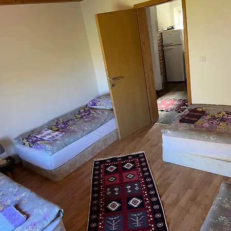 Kod Kapetana Tea Bed & Breakfast *