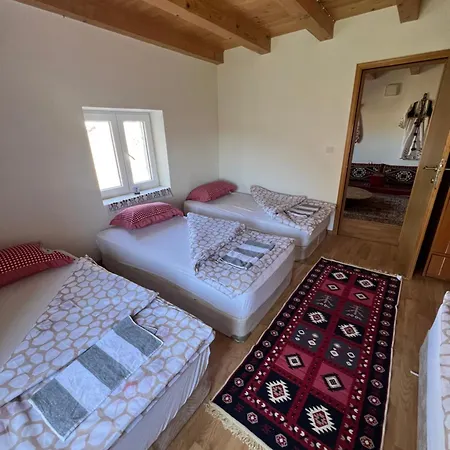 Kod Kapetana Tea Bed & Breakfast