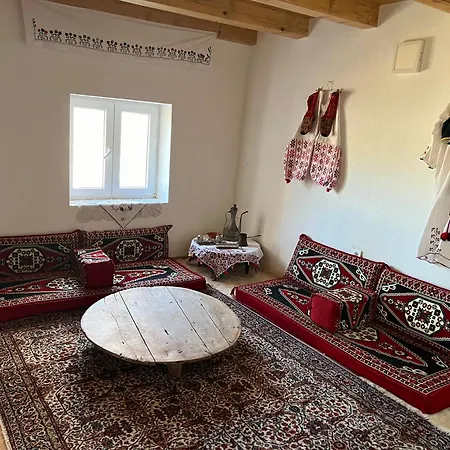 Kod Kapetana Tea Bed & Breakfast